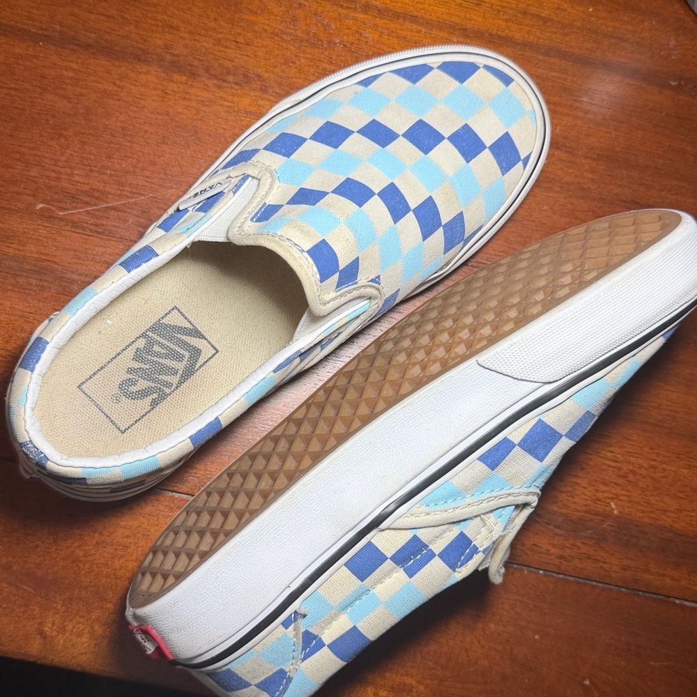 Vans Slip-On Checkerboard Sneakers in Blue and Light Blue — women’s 6/mens 4.5 - Picture 14 of 15